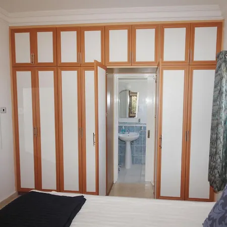 Villa Charming In Tranquil Area *