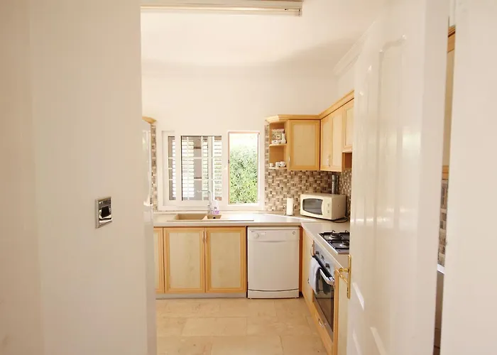 Tanyeli With Private Pool And Terrace