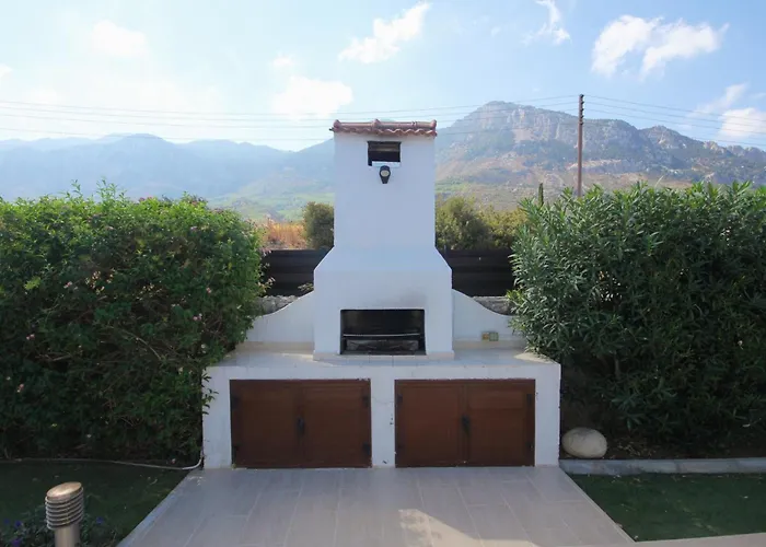 Tanyeli With Private Pool And Terrace