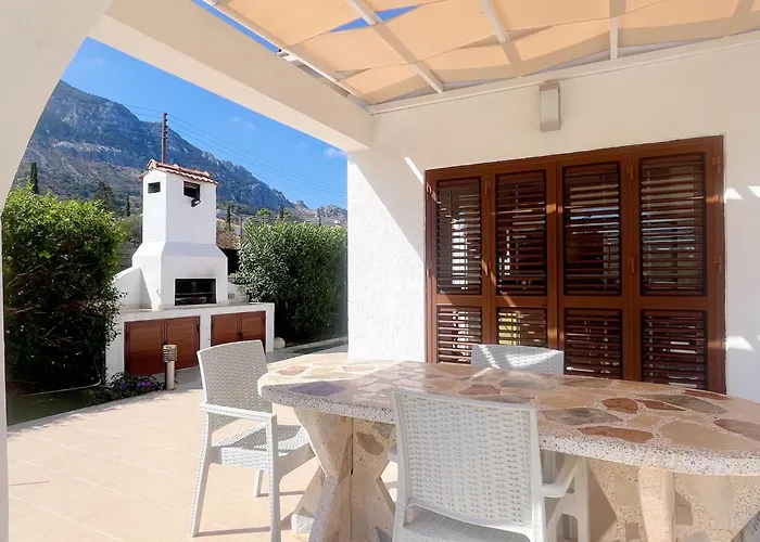 Tanyeli With Private Pool And Terrace וילה לאפיטוס