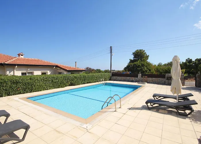 Tanyeli With Private Pool And Terrace